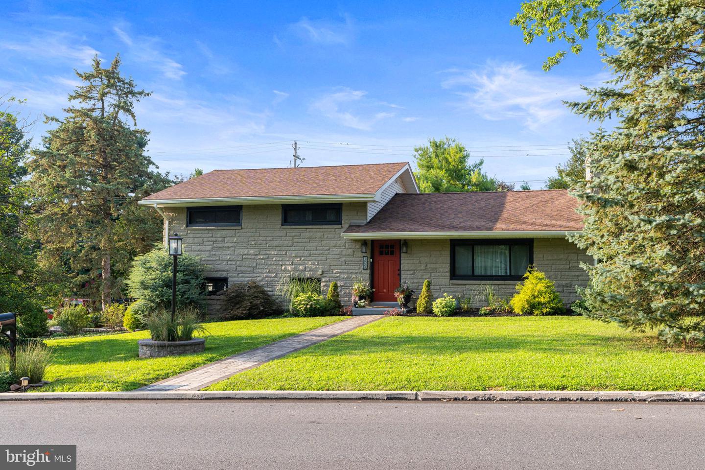 205 E Glenn Rd