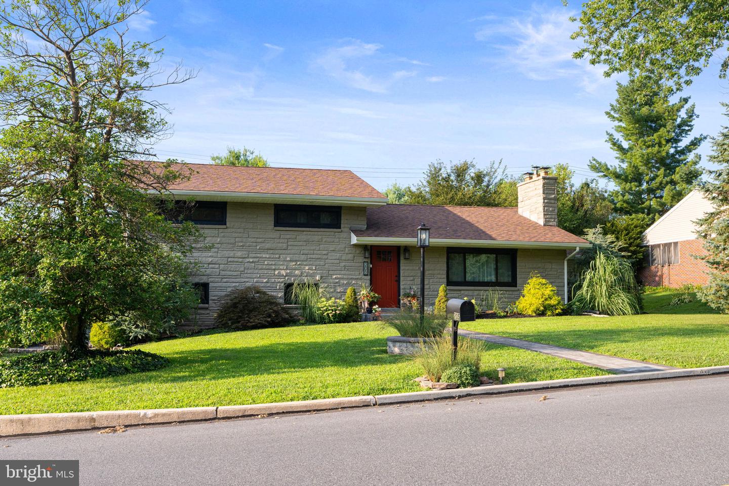 205 E Glenn Rd