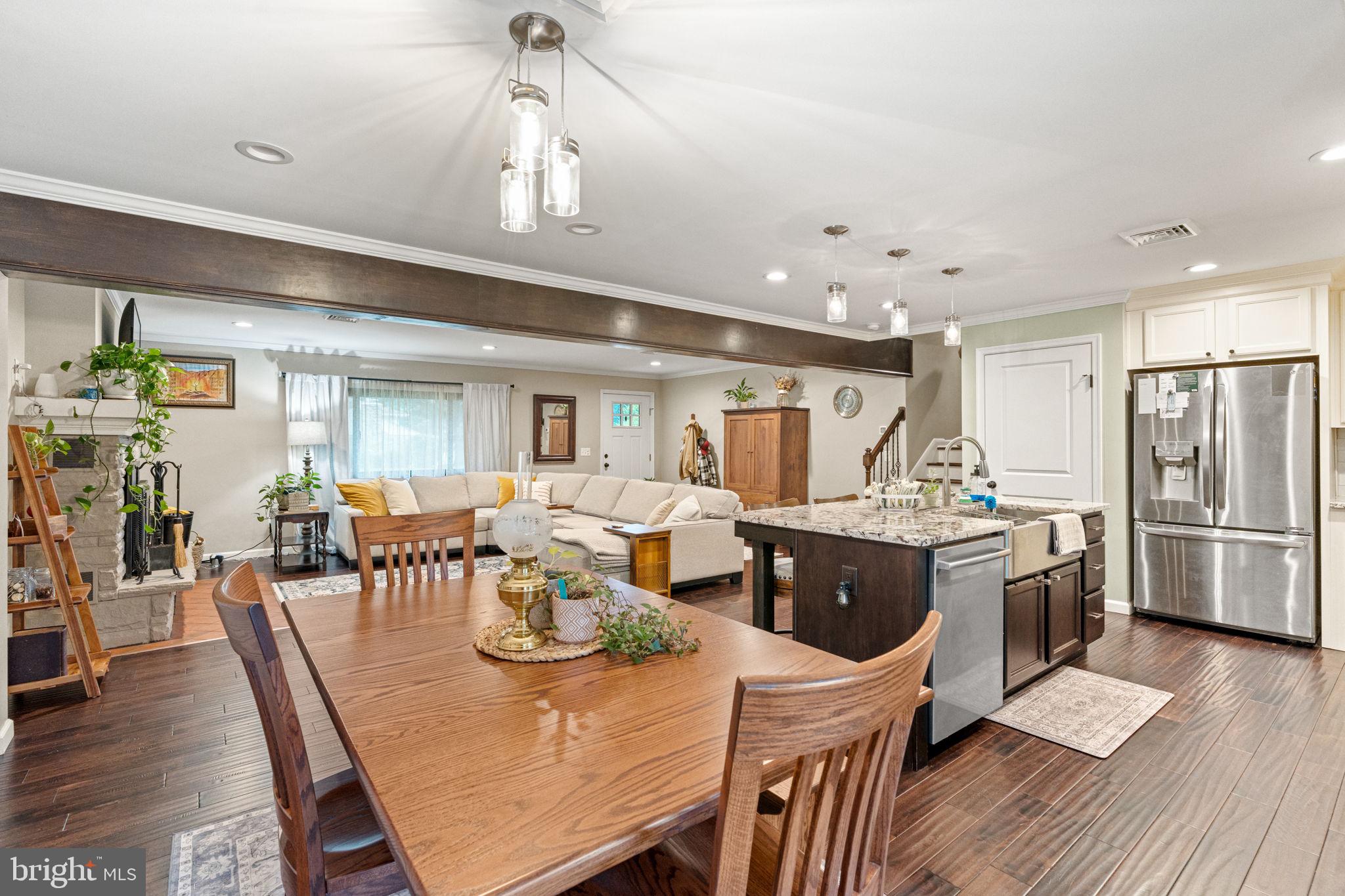 205 E Glenn Rd