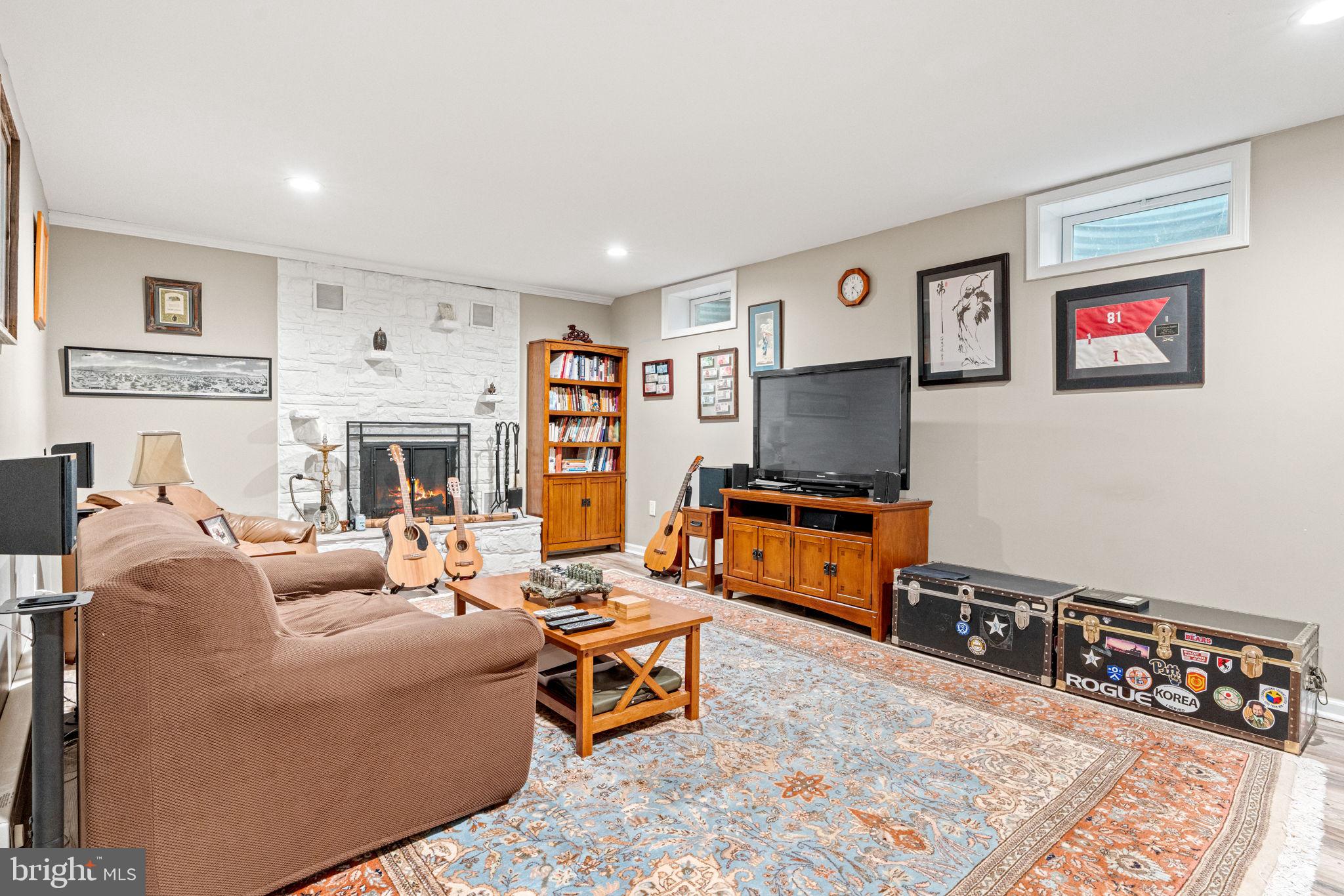 205 E Glenn Rd