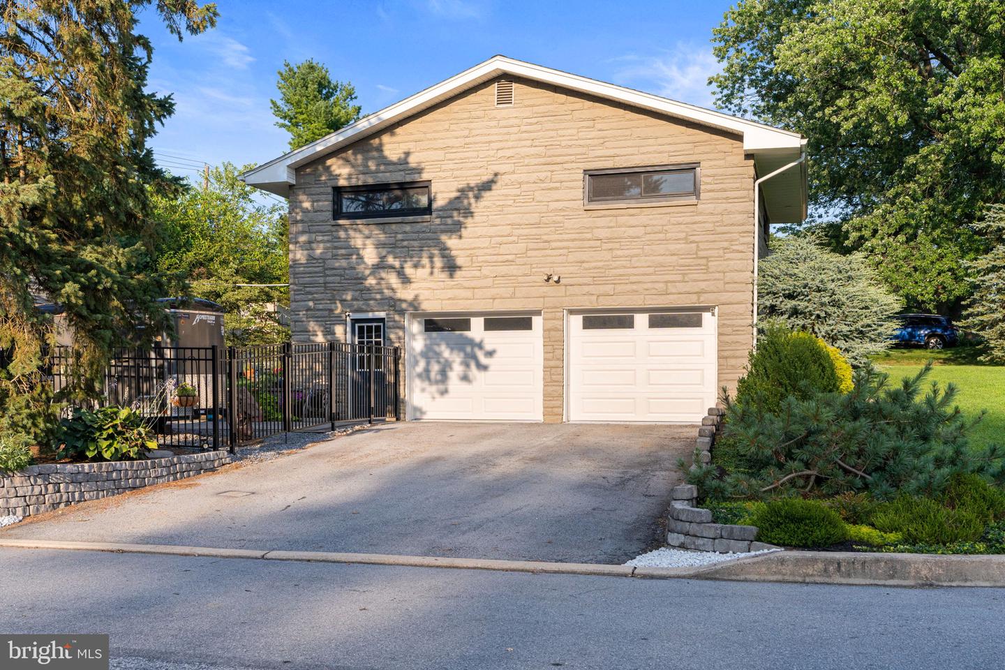 205 E Glenn Rd