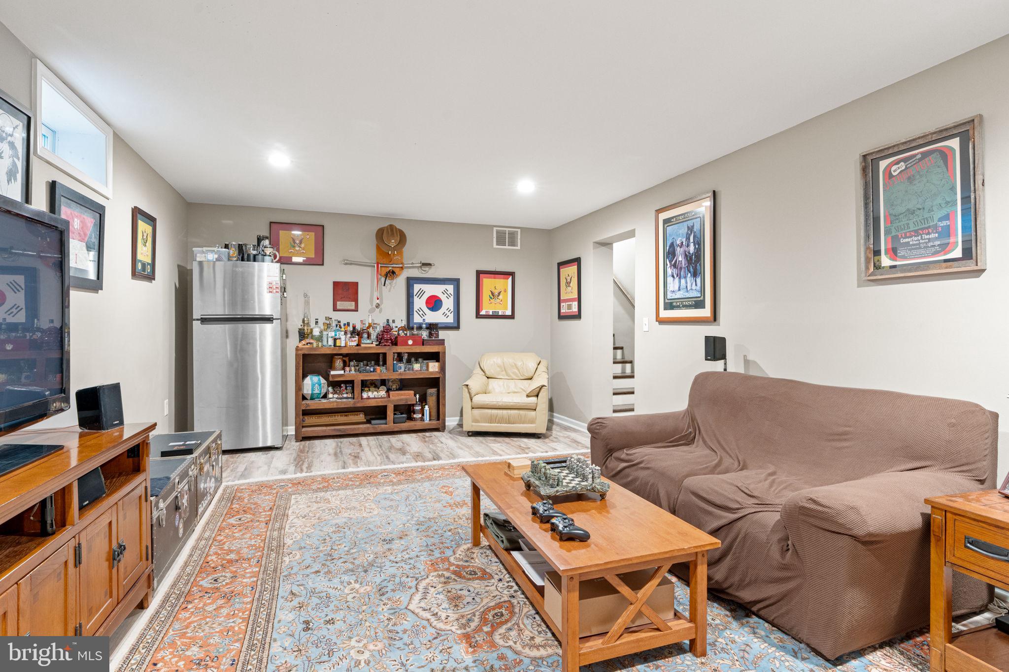 205 E Glenn Rd