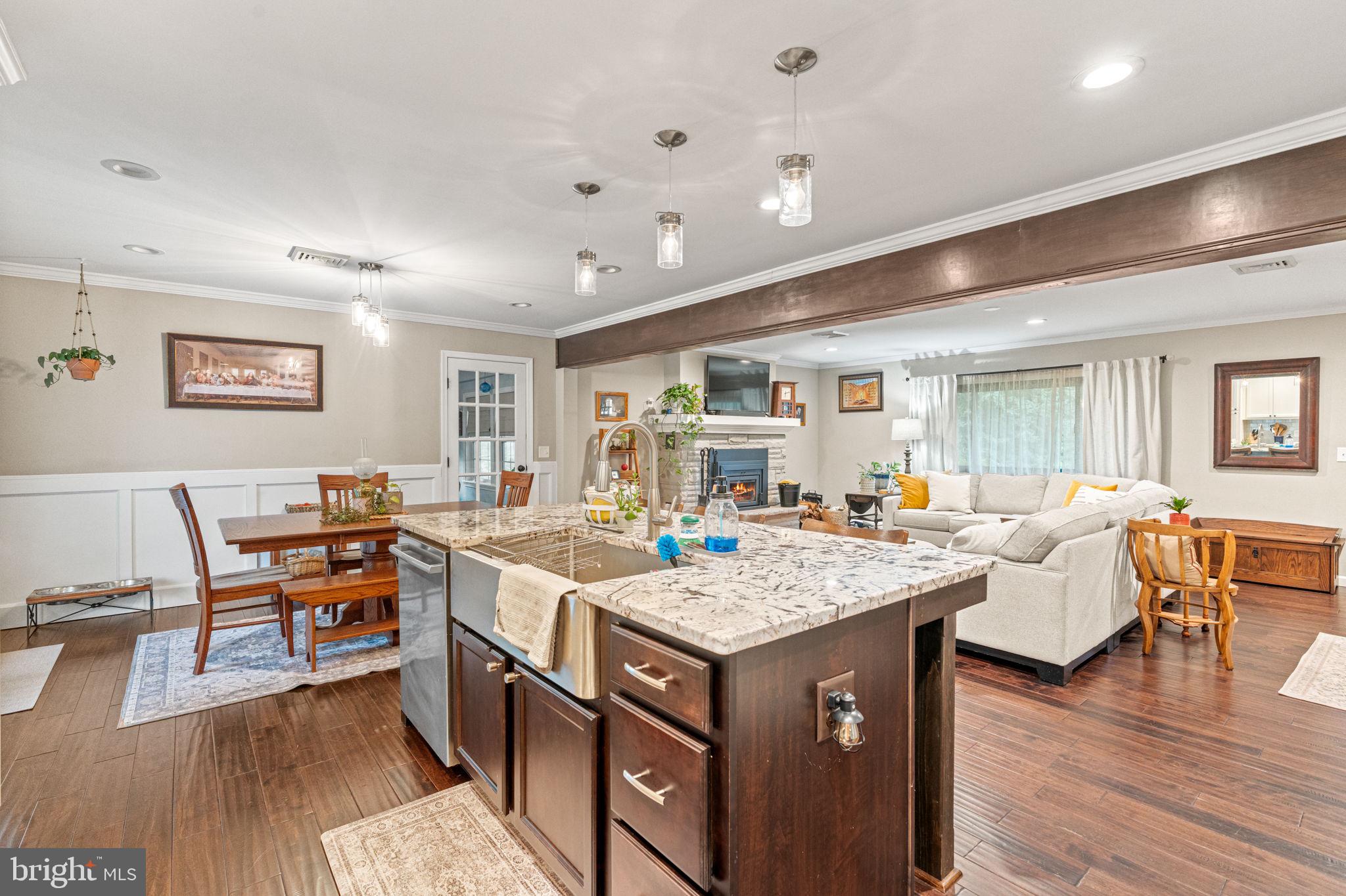 205 E Glenn Rd