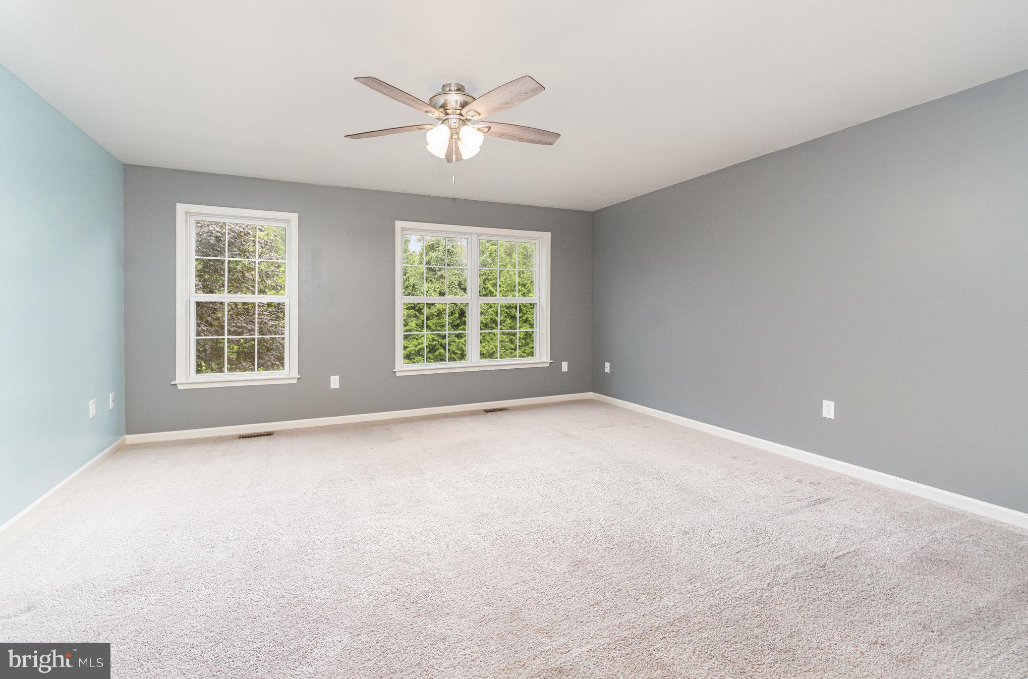 9089 Joyce Ln