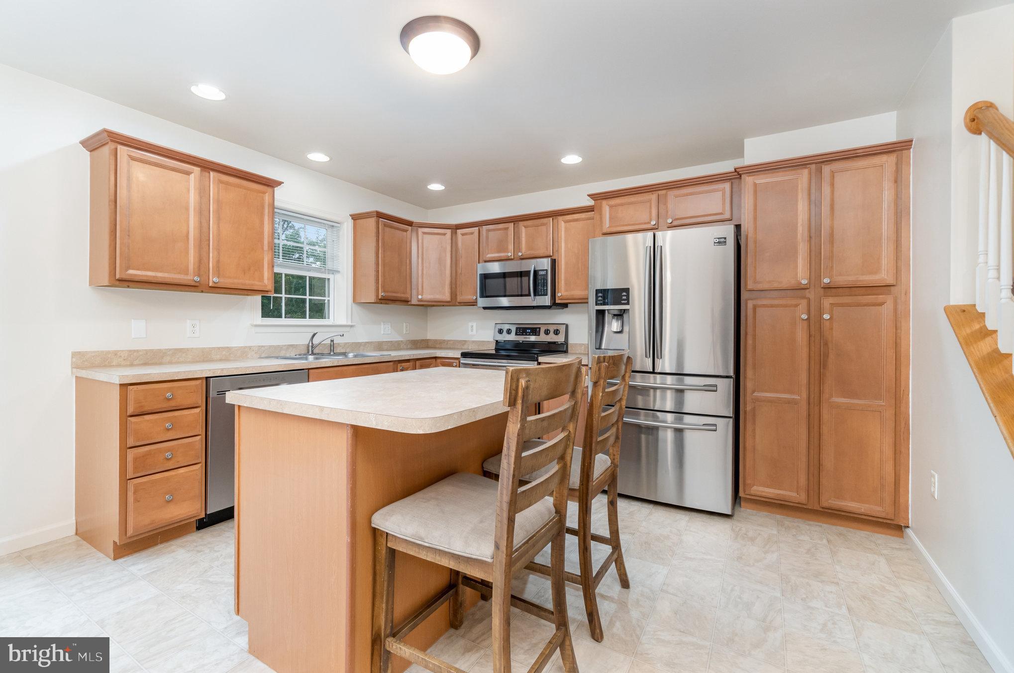 9089 Joyce Ln