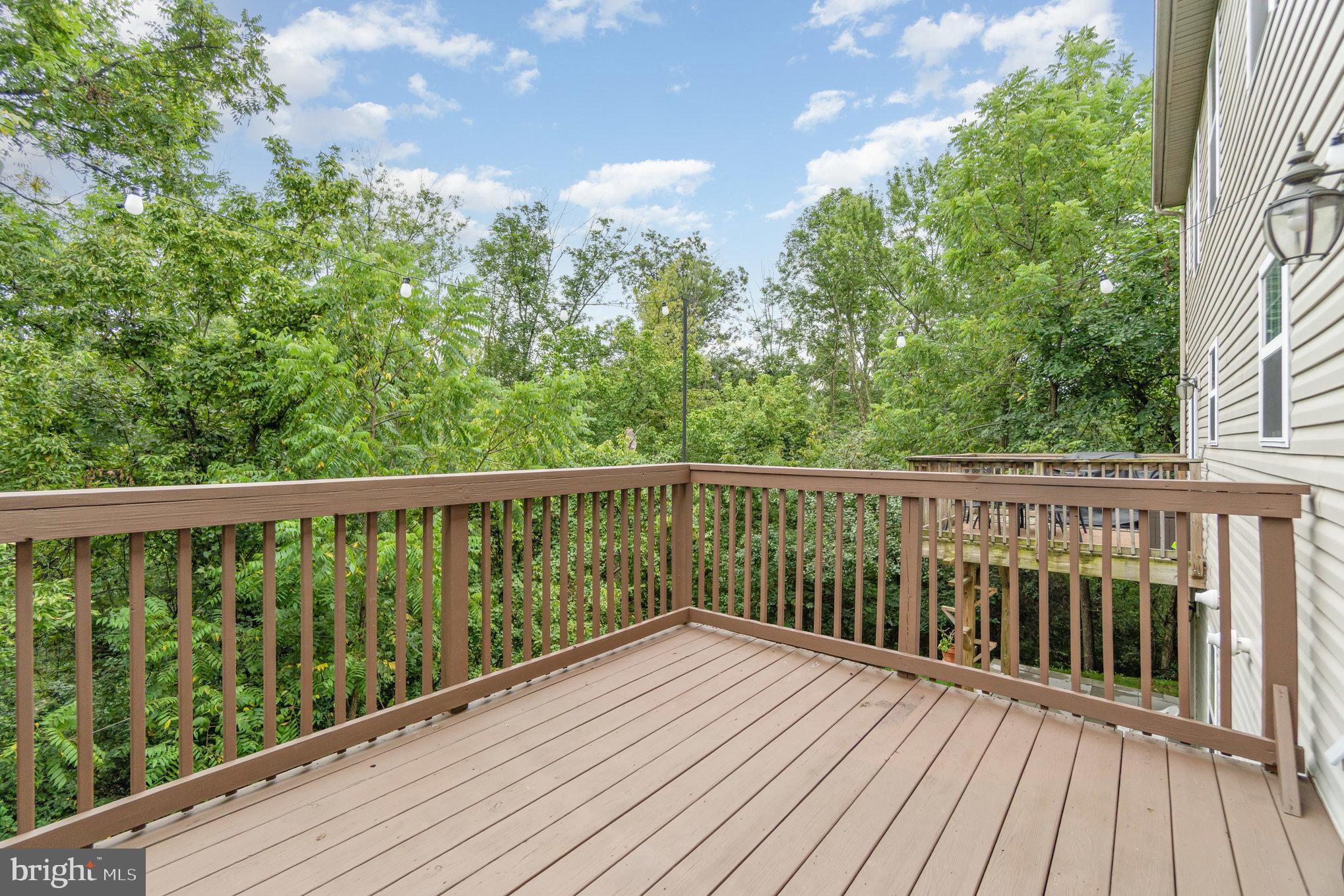 9089 Joyce Ln