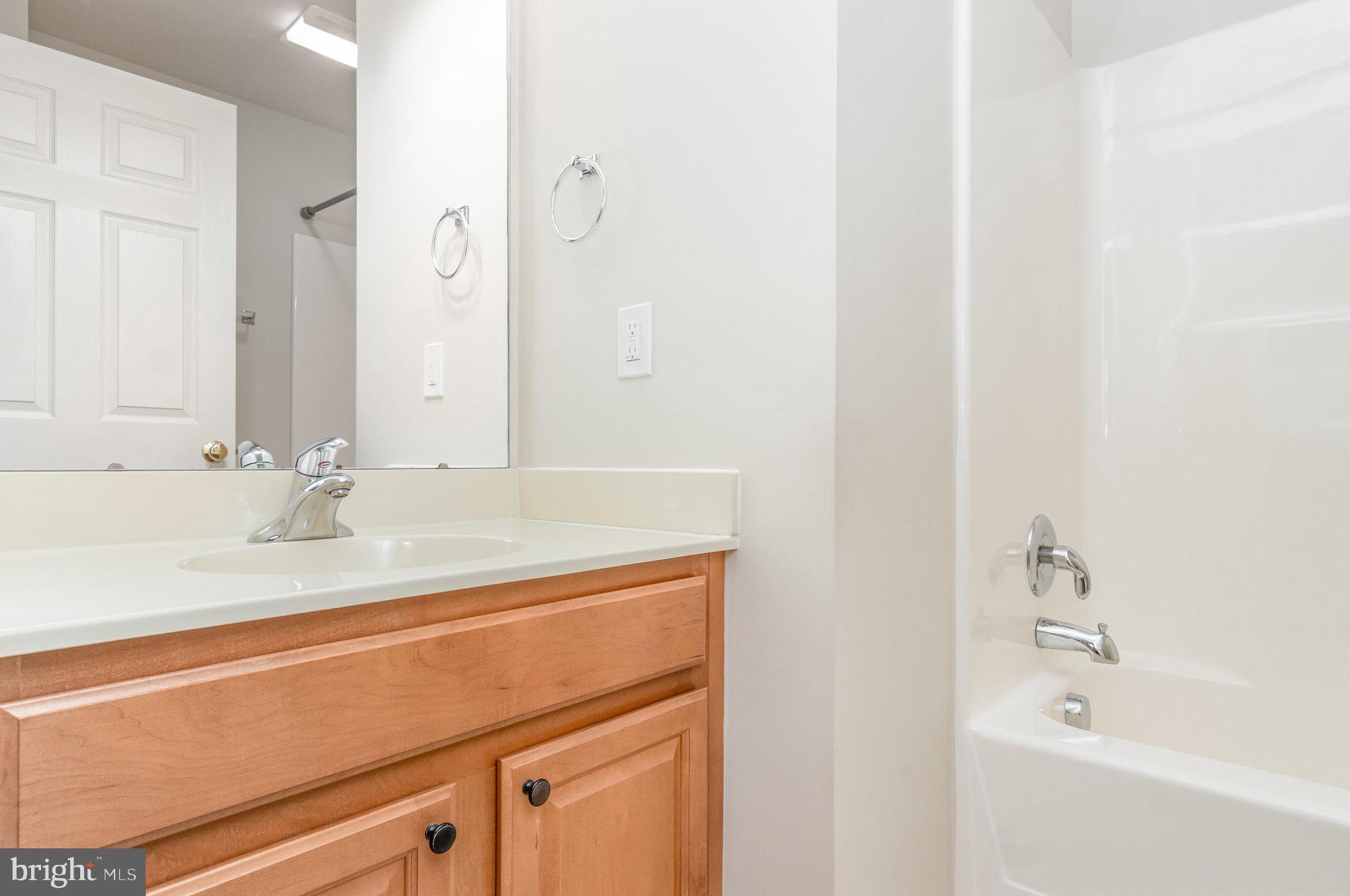 9089 Joyce Ln