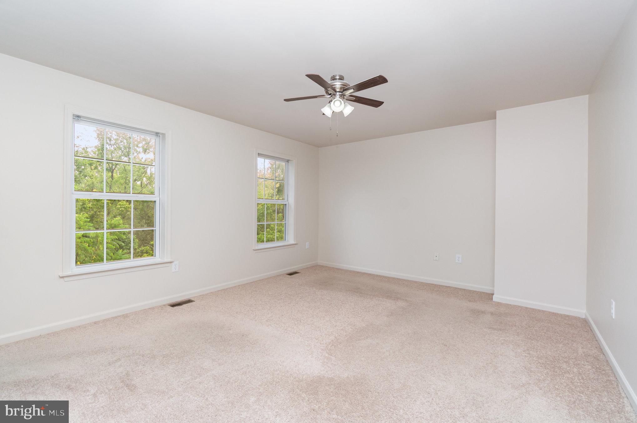 9089 Joyce Ln