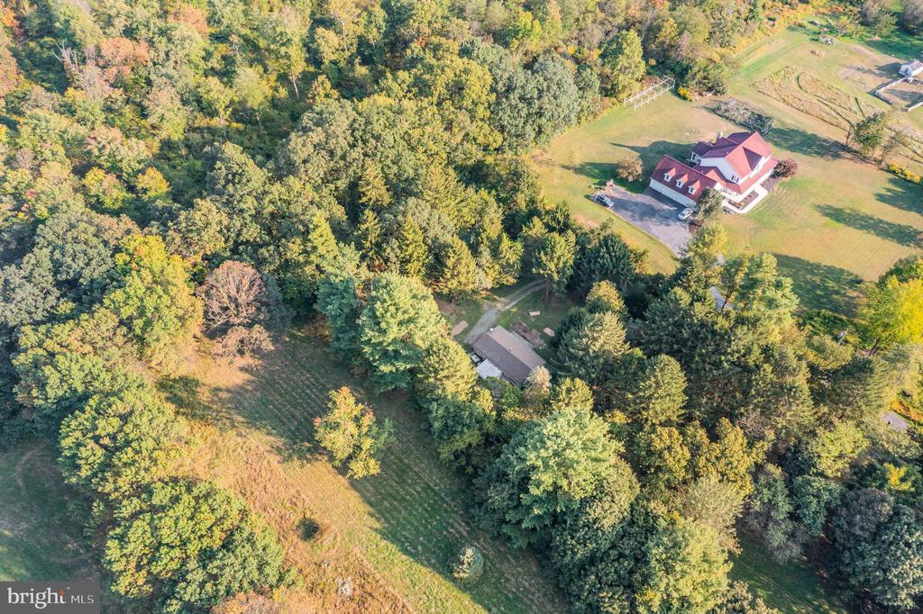 218 N HOERNERSTOWN ROAD N