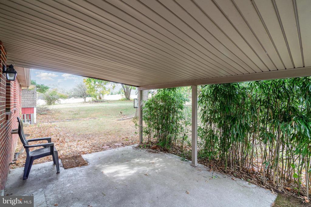 6401 LINGLESTOWN ROAD