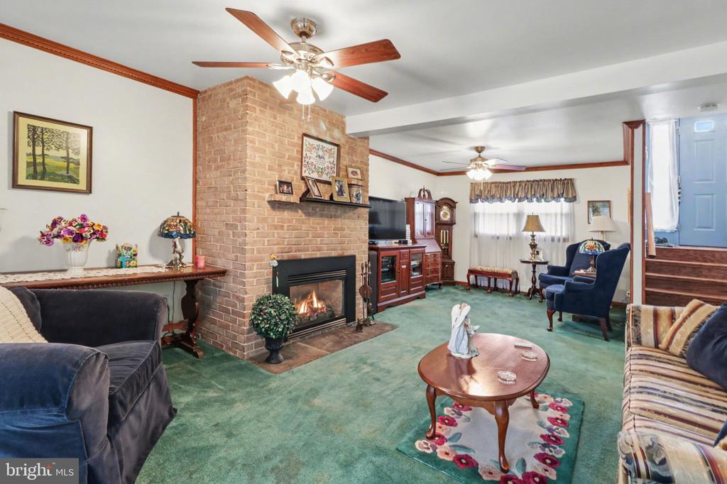 619 CHARLES ROAD