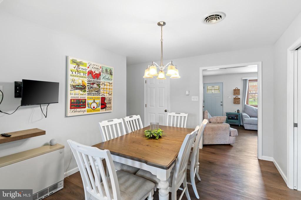 108 W BONNIE AVENUE