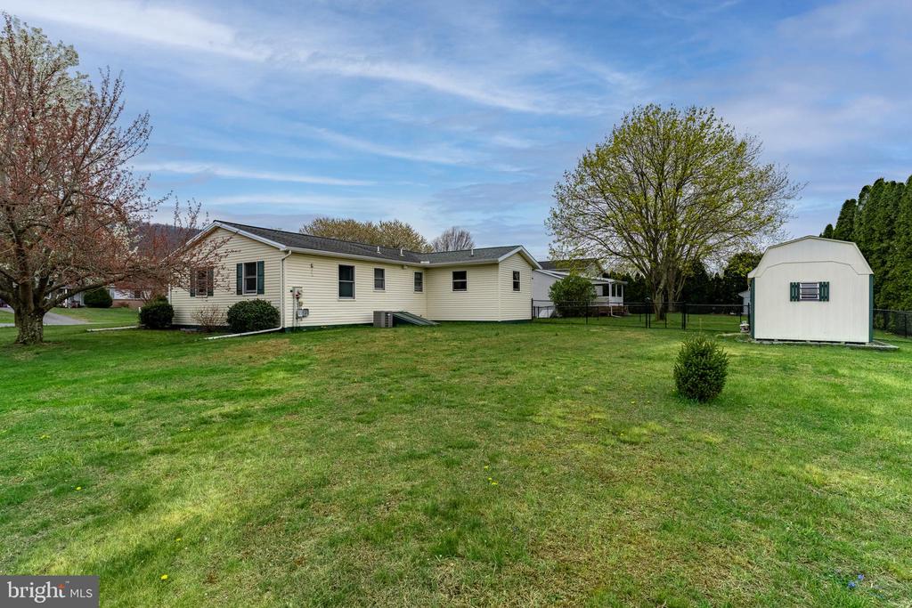 108 W BONNIE AVENUE