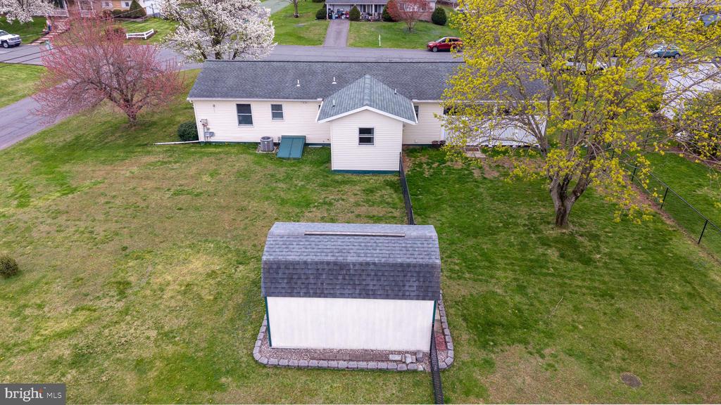 108 W BONNIE AVENUE