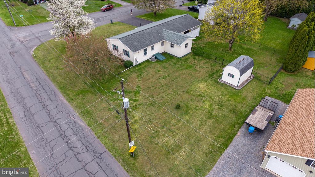 108 W BONNIE AVENUE