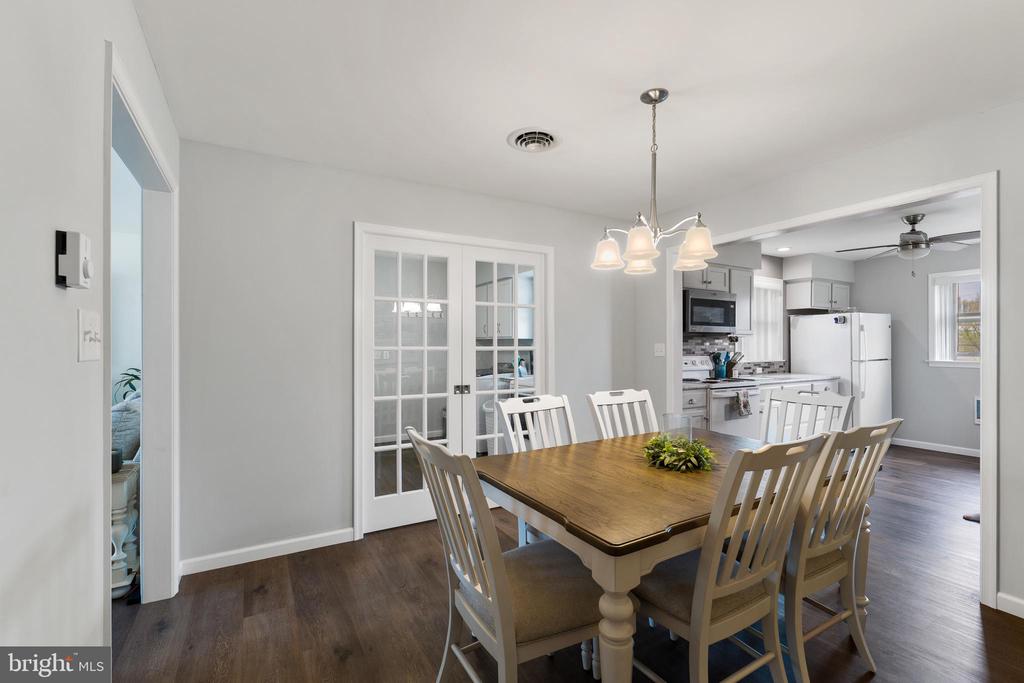 108 W BONNIE AVENUE