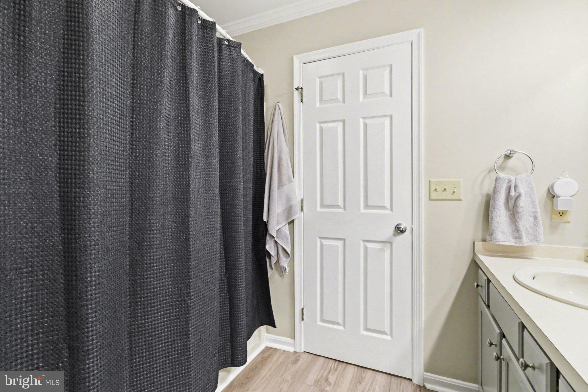 652 SPRINGHOUSE LANE