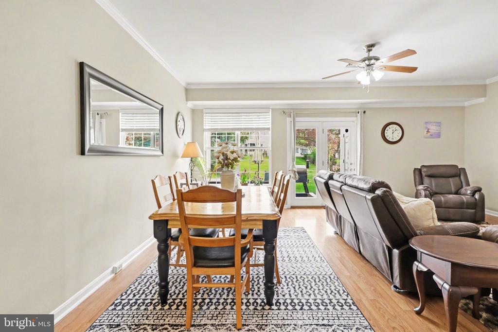 652 SPRINGHOUSE LANE