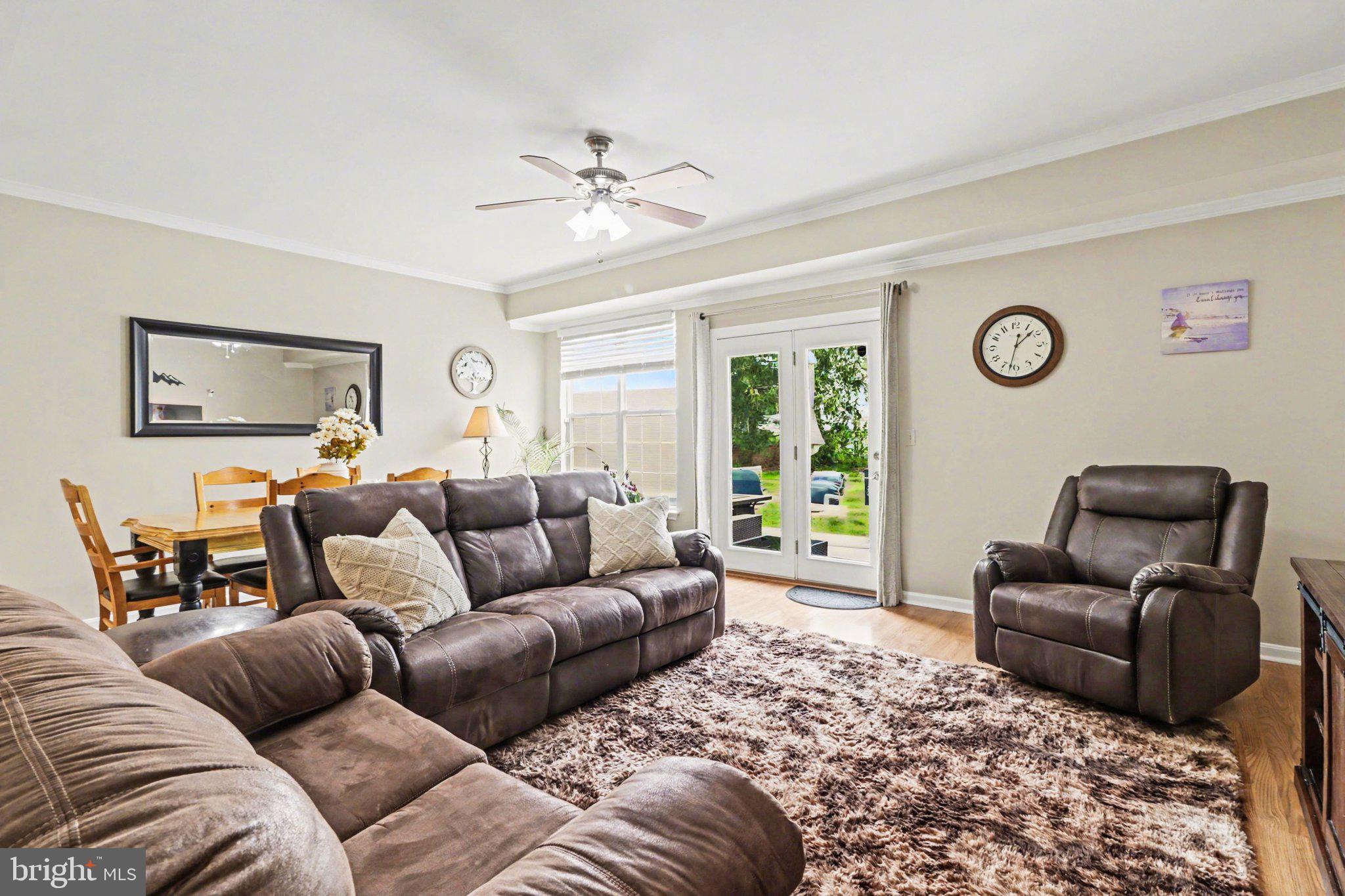 652 SPRINGHOUSE LANE