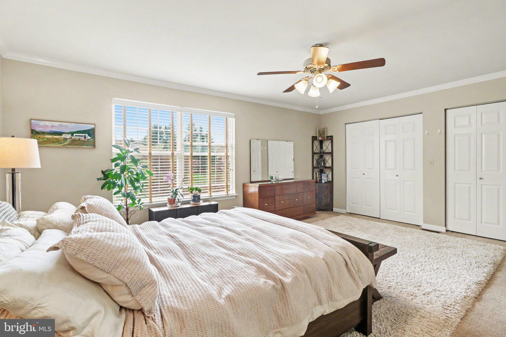 652 SPRINGHOUSE LANE