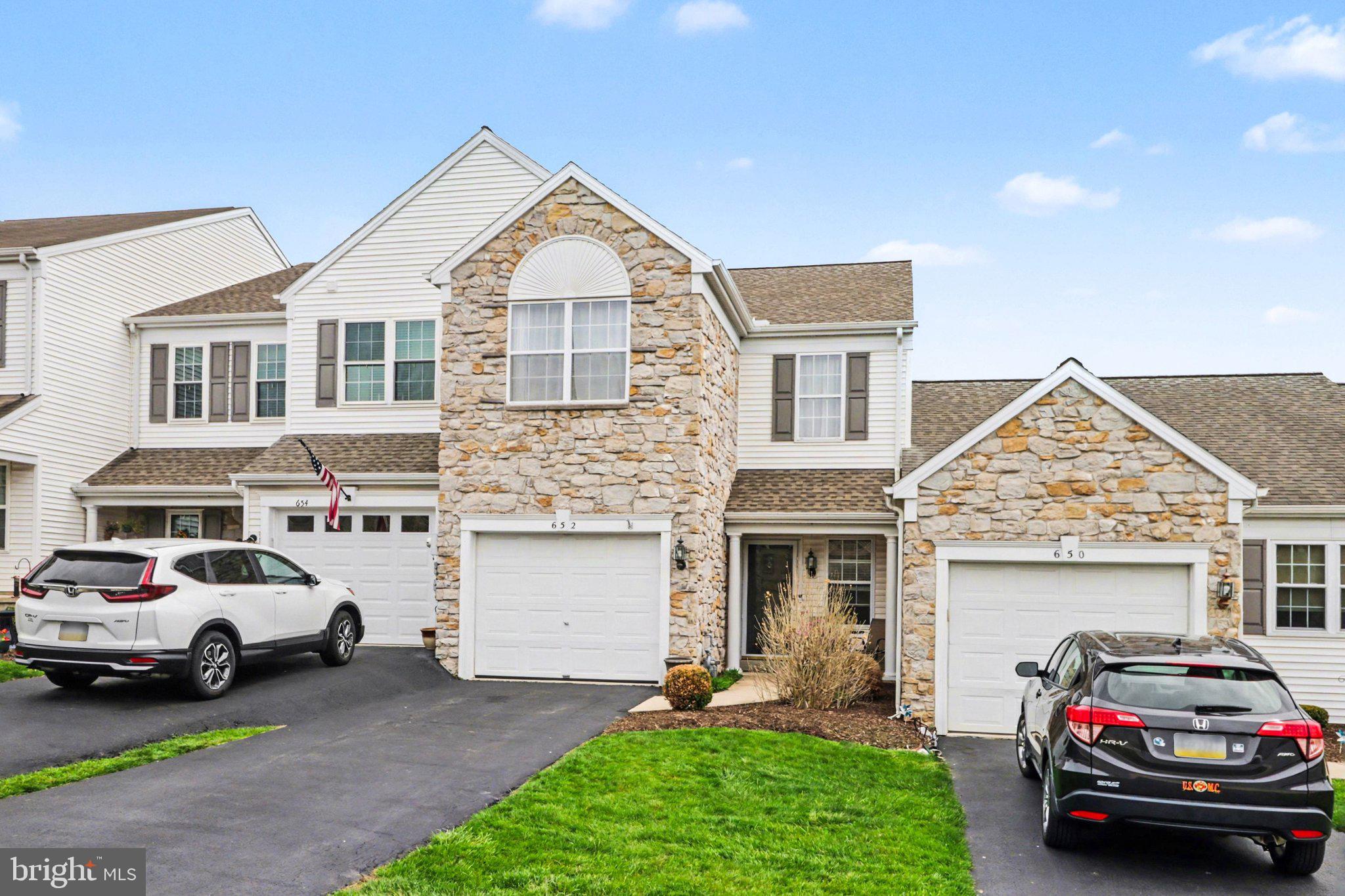 652 SPRINGHOUSE LANE