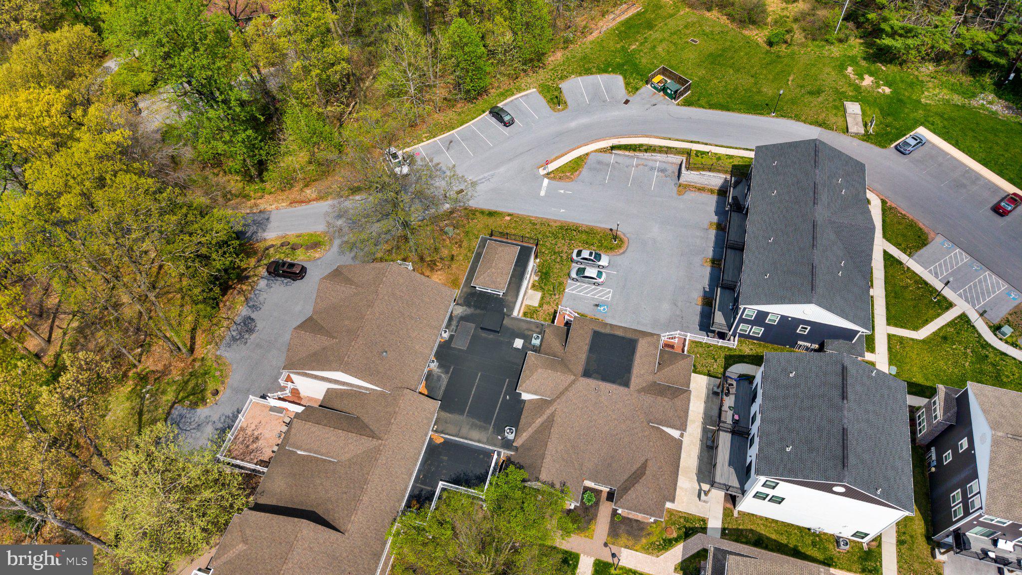 105 HIGH POINTE DRIVE