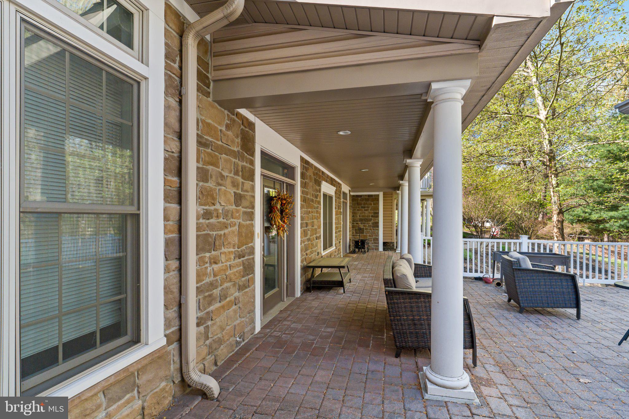 105 HIGH POINTE DRIVE