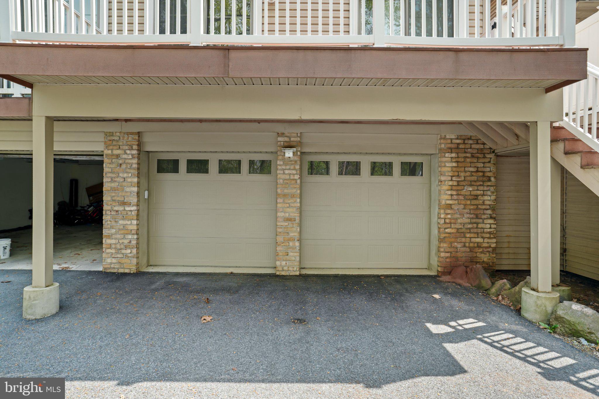 105 HIGH POINTE DRIVE
