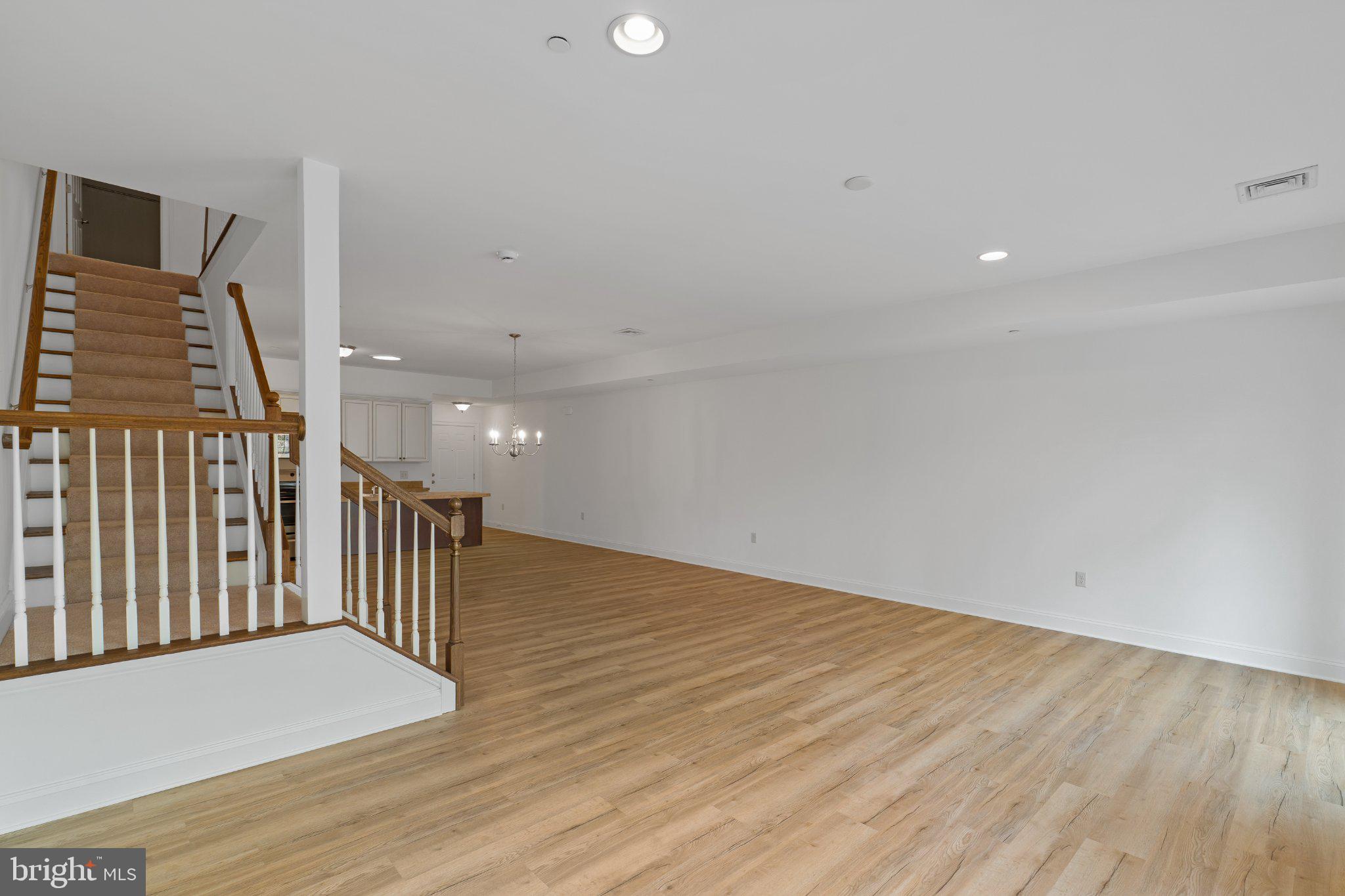 105 HIGH POINTE DRIVE