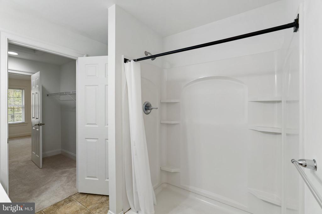 105 HIGH POINTE DRIVE