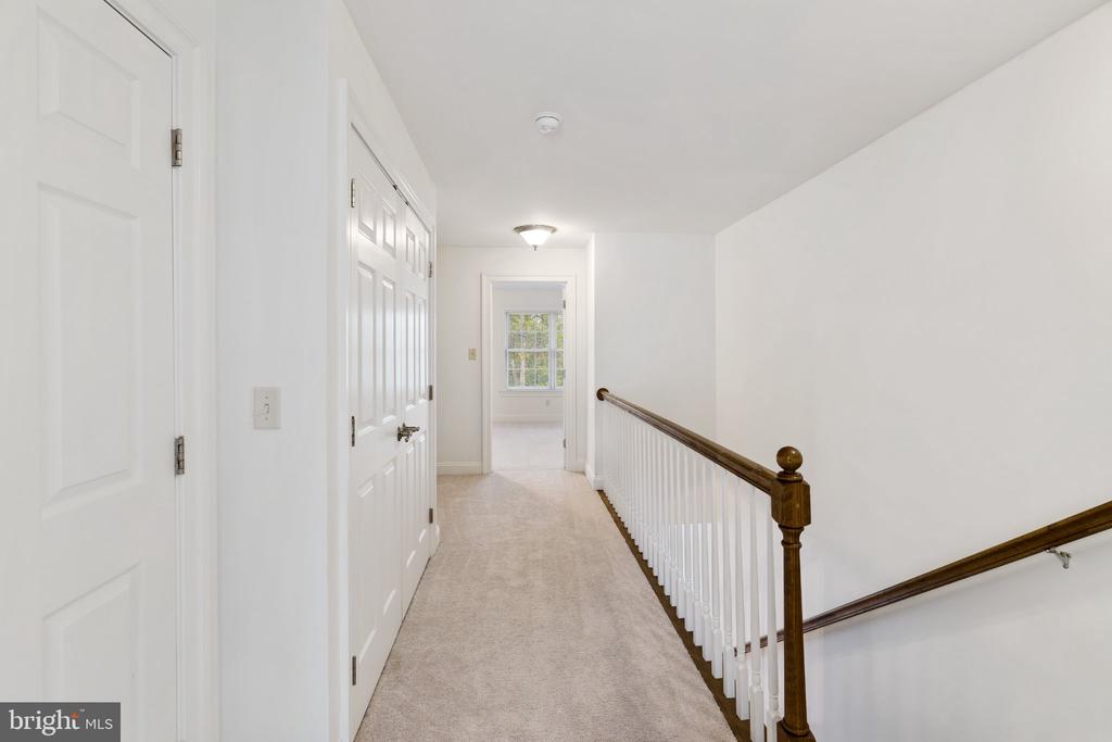 105 HIGH POINTE DRIVE