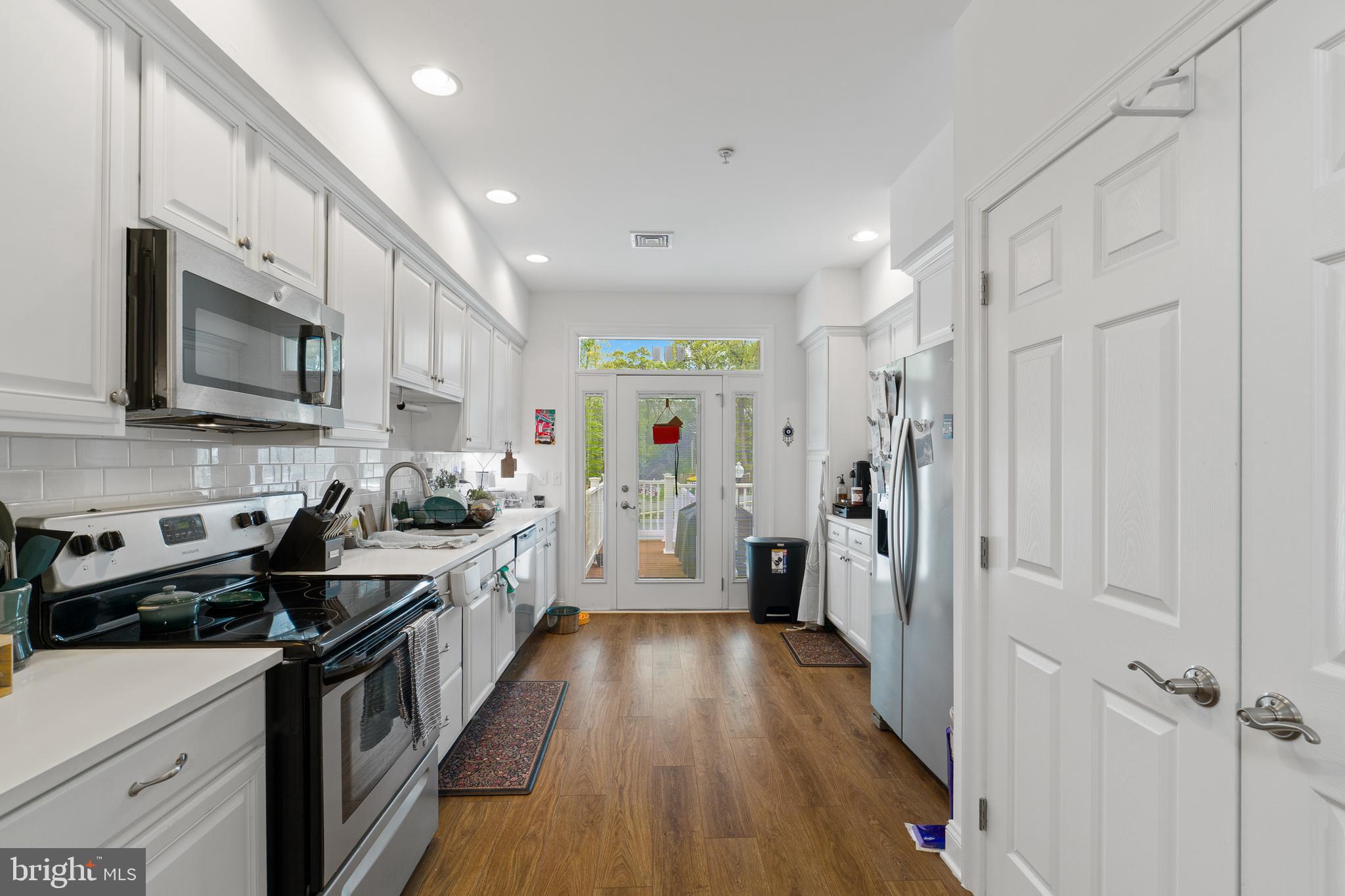 107 HIGH POINTE DRIVE
