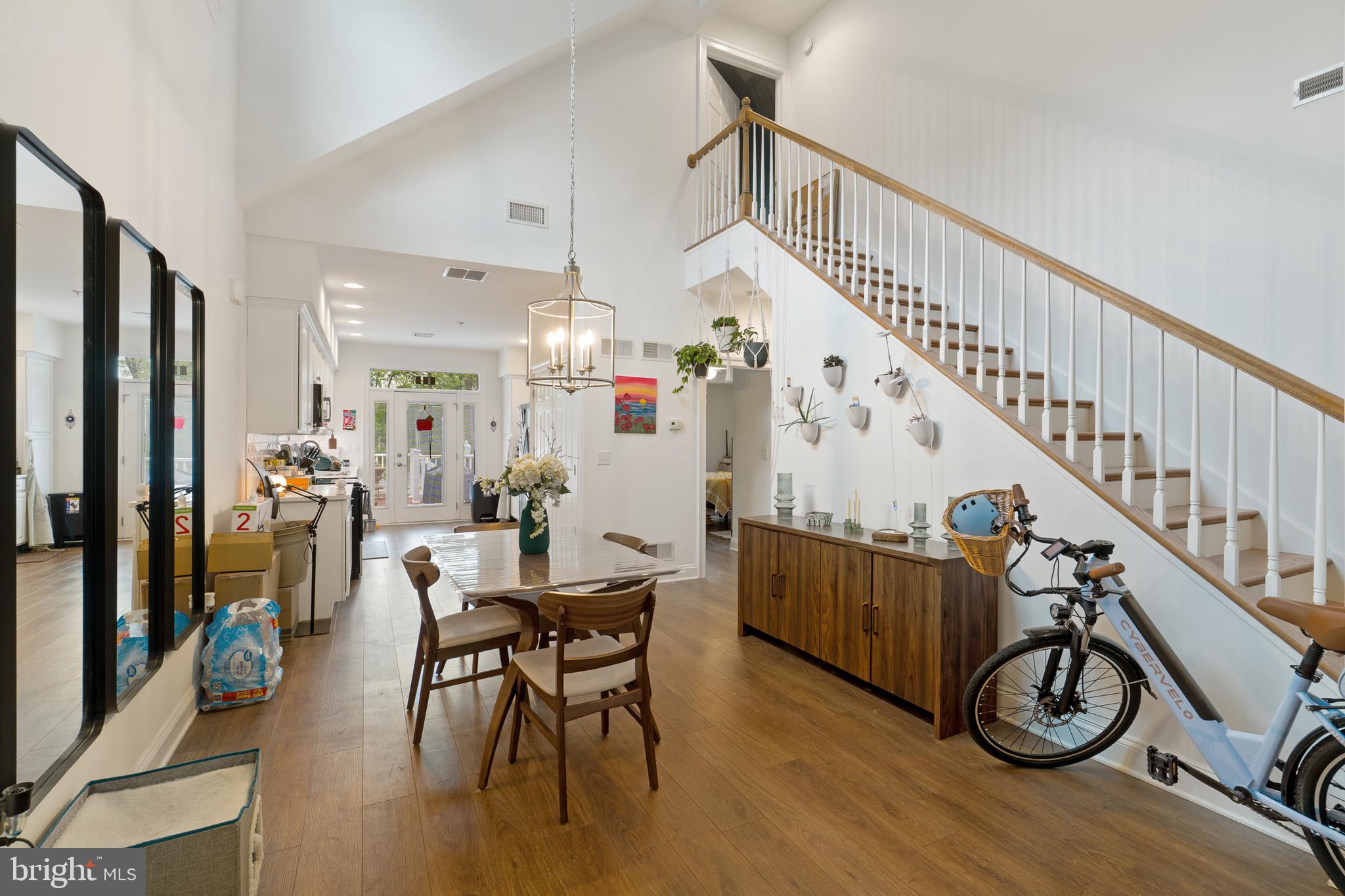 107 HIGH POINTE DRIVE