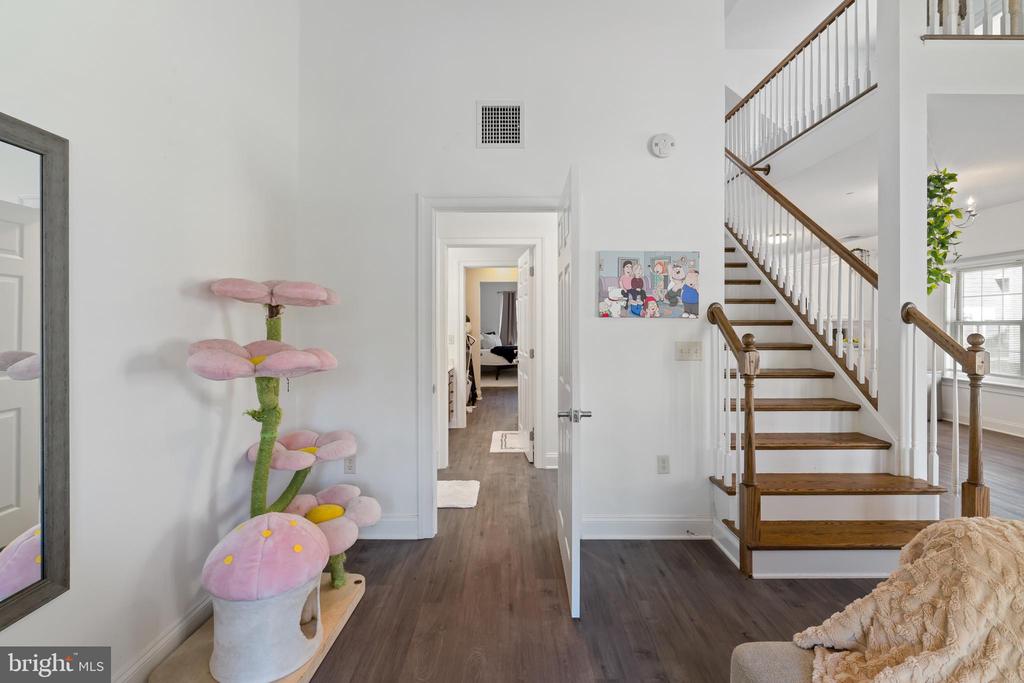 108 HIGH POINTE DRIVE
