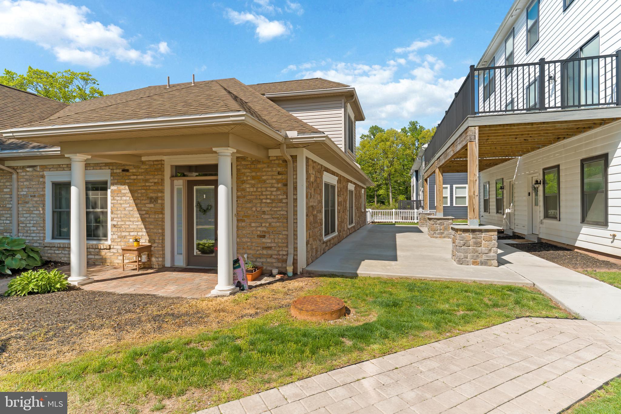 108 HIGH POINTE DRIVE