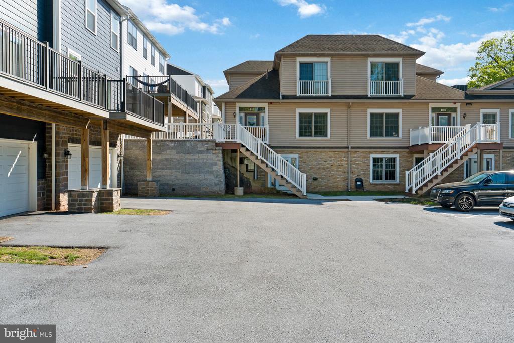 108 HIGH POINTE DRIVE