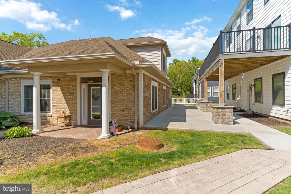 108 HIGH POINTE DRIVE