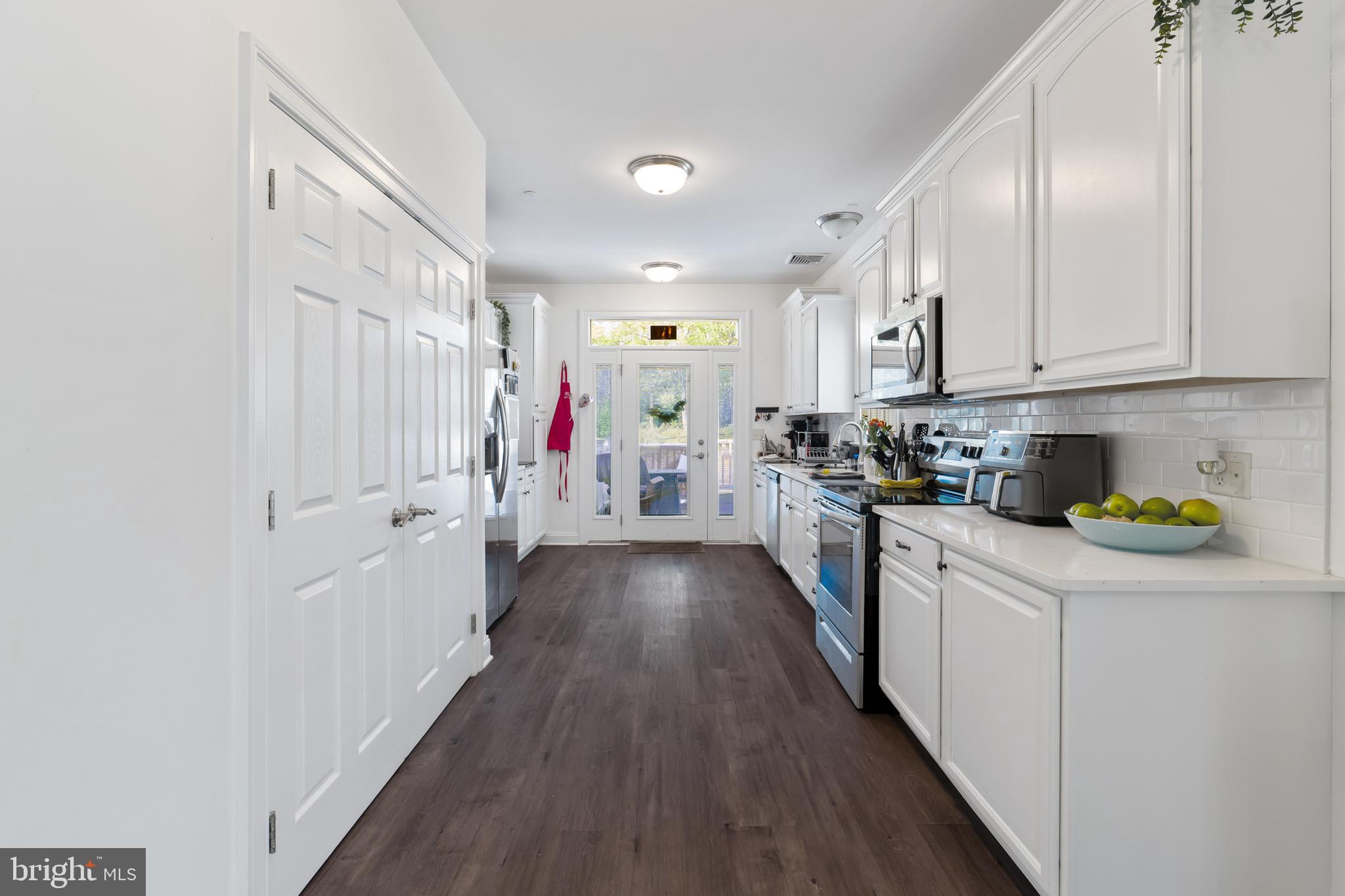 108 HIGH POINTE DRIVE