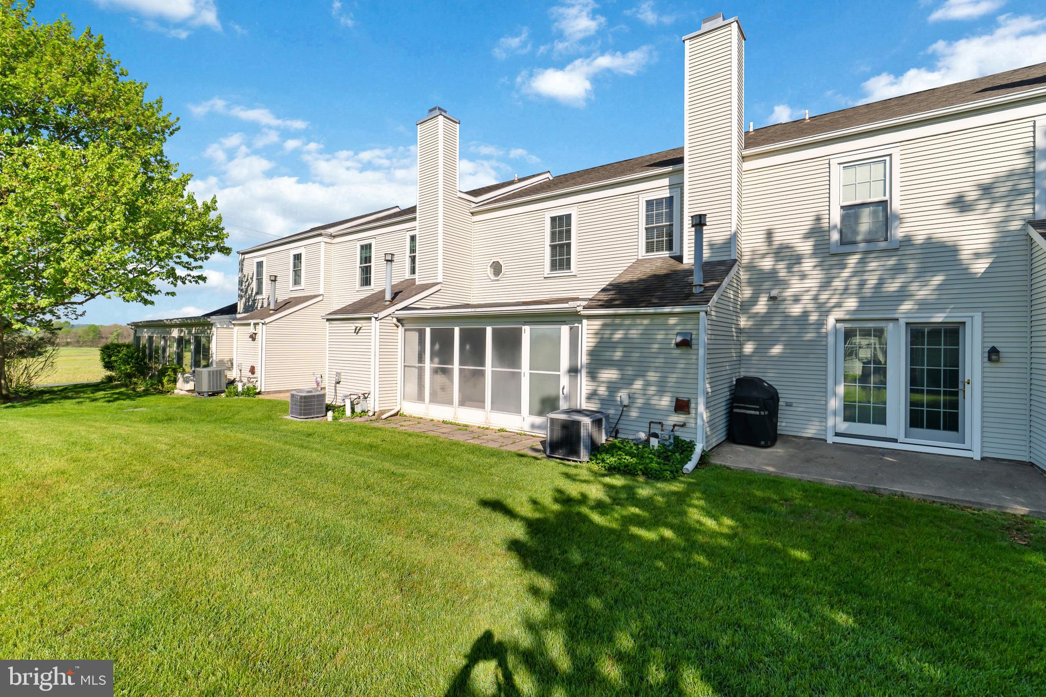 2046 WEXFORD ROAD