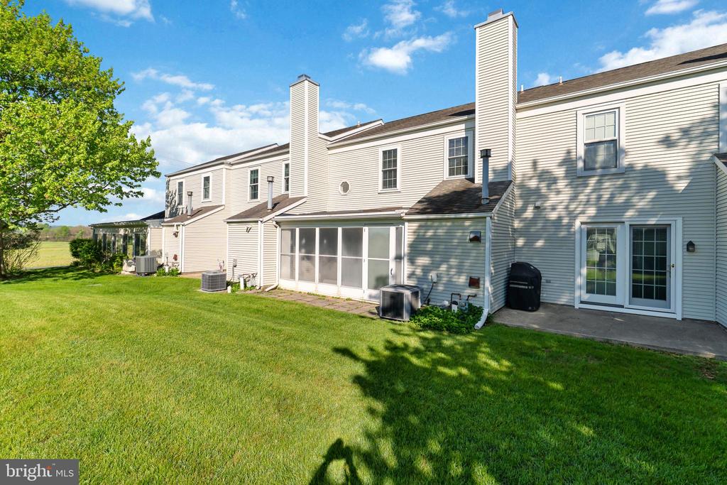 2046 WEXFORD ROAD