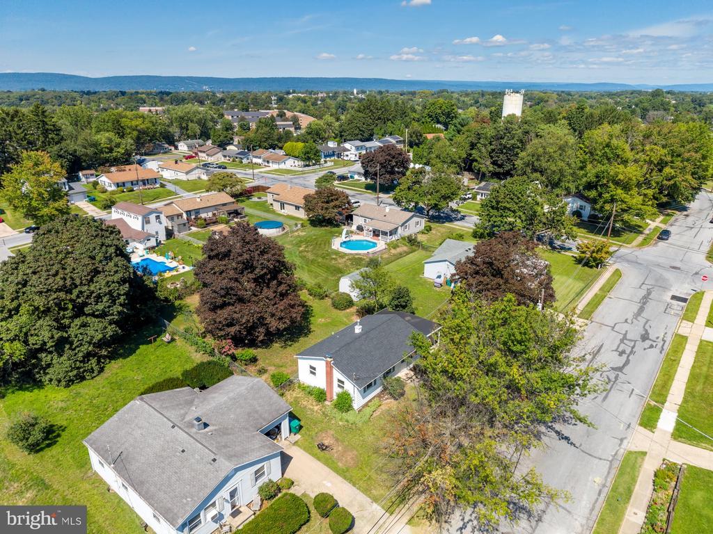 1010 COLLINGSWOOD