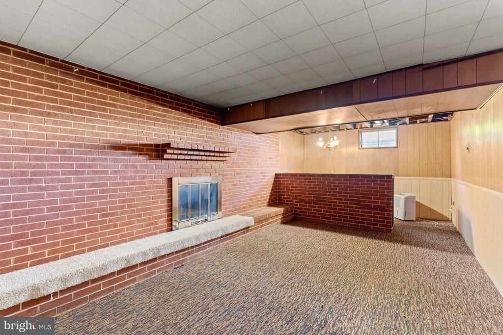 1010 COLLINGSWOOD