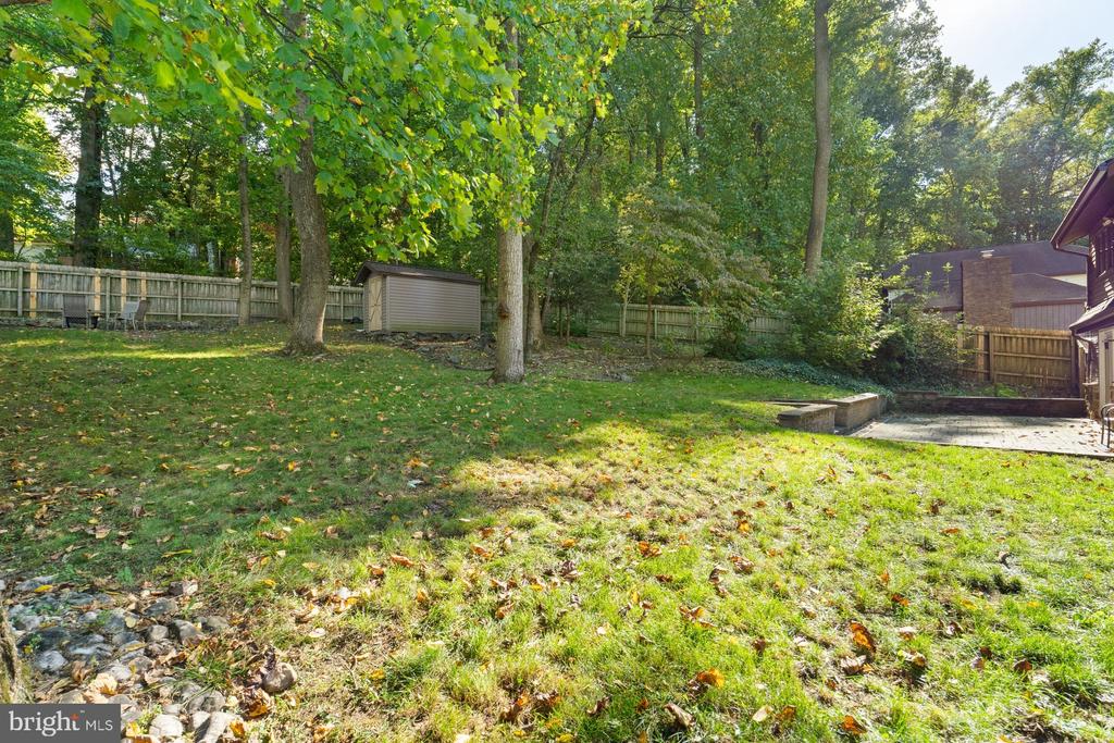 1426 SPRING HILL DRIVE