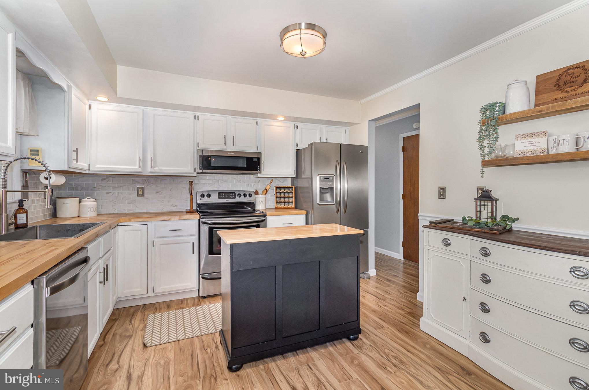 32 Dogwood Cir