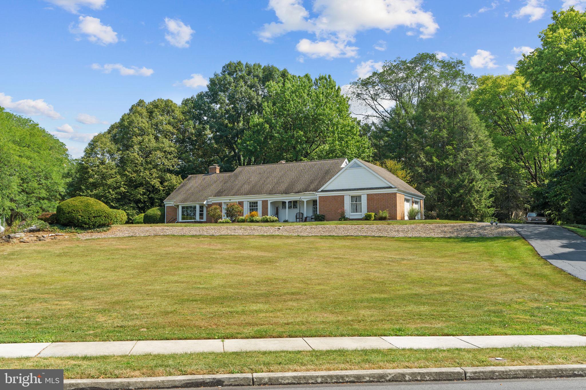 30 W ORCHARD DRIVE