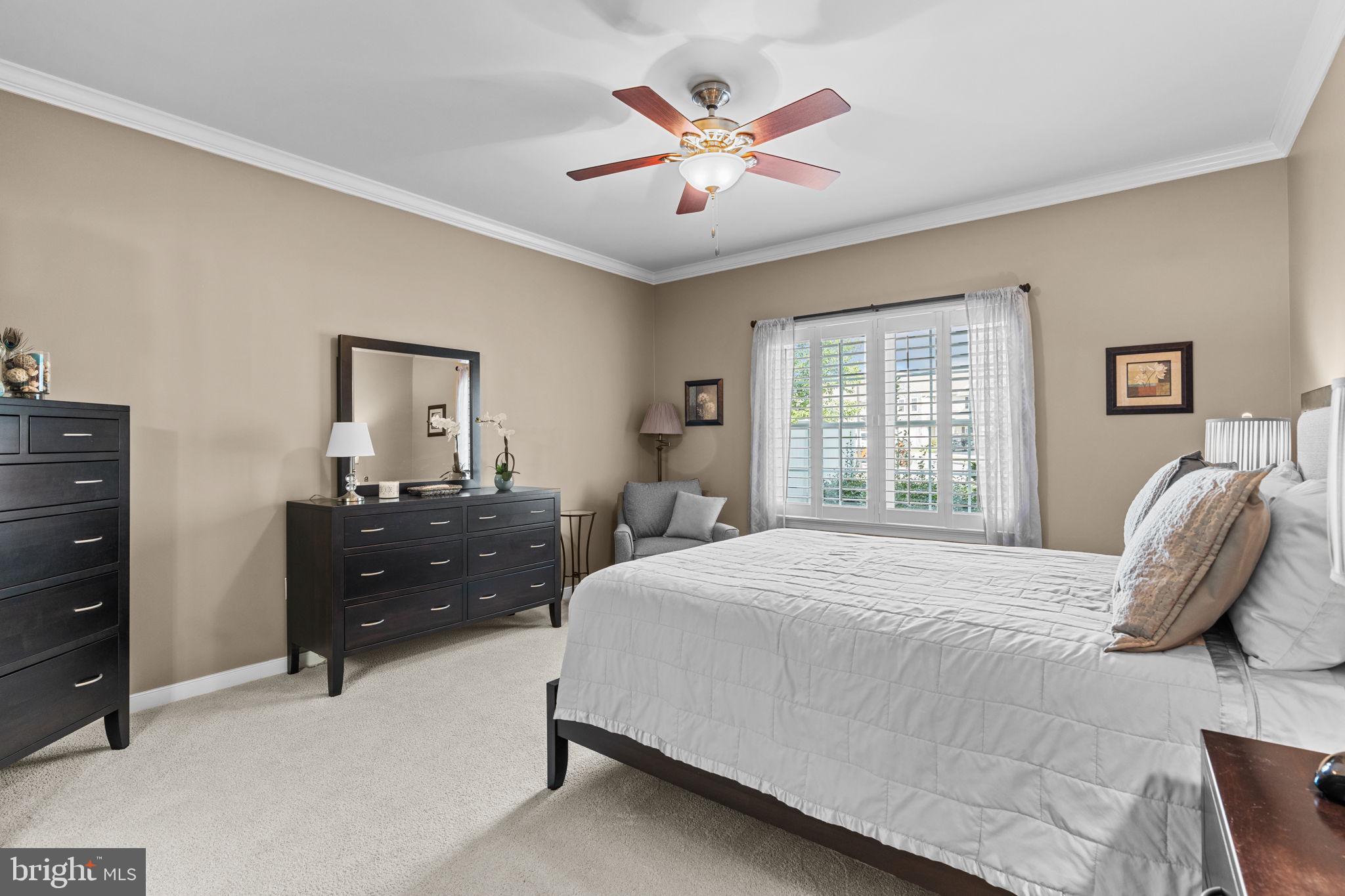 53 S VILLAGE CIRCLE