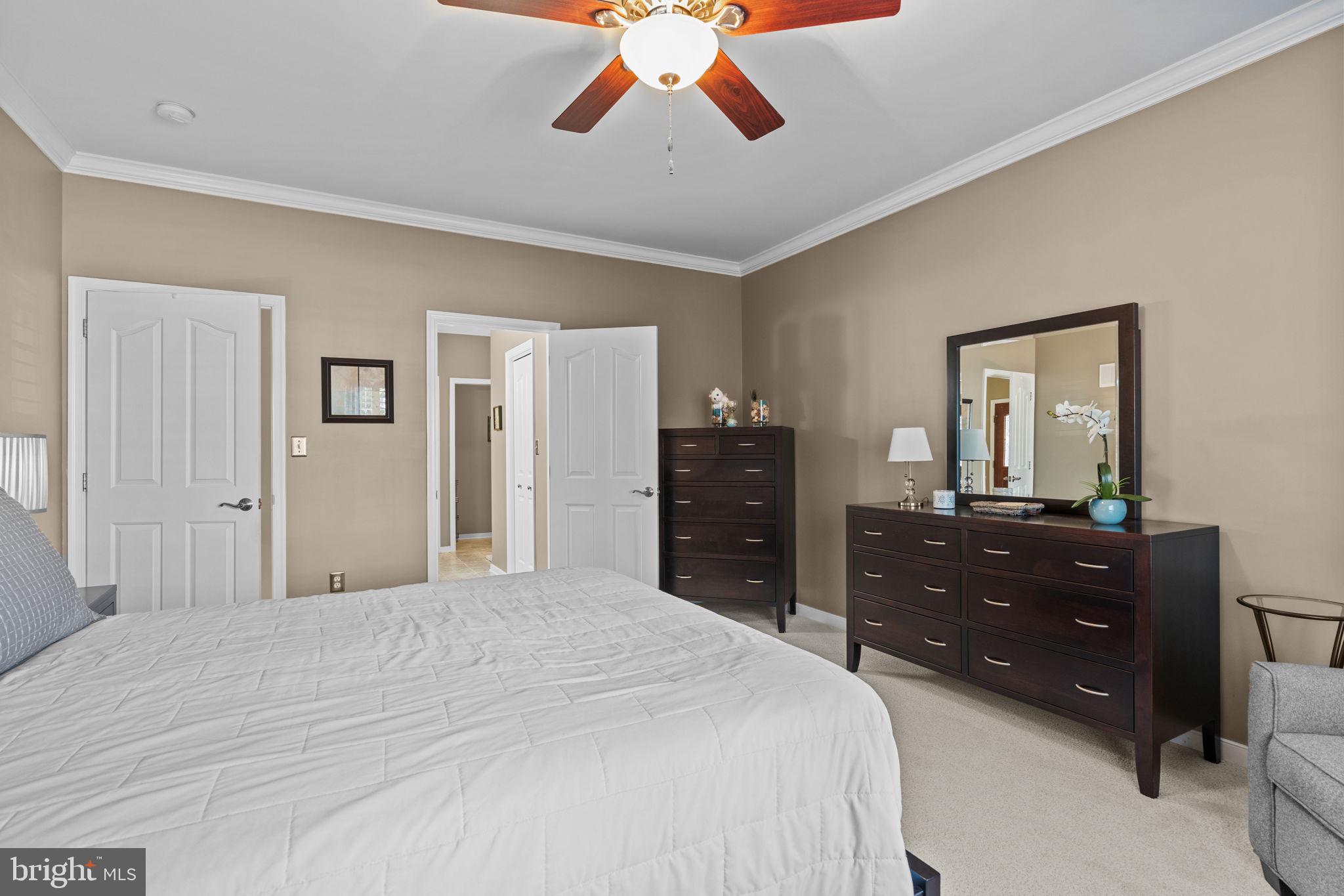 53 S VILLAGE CIRCLE
