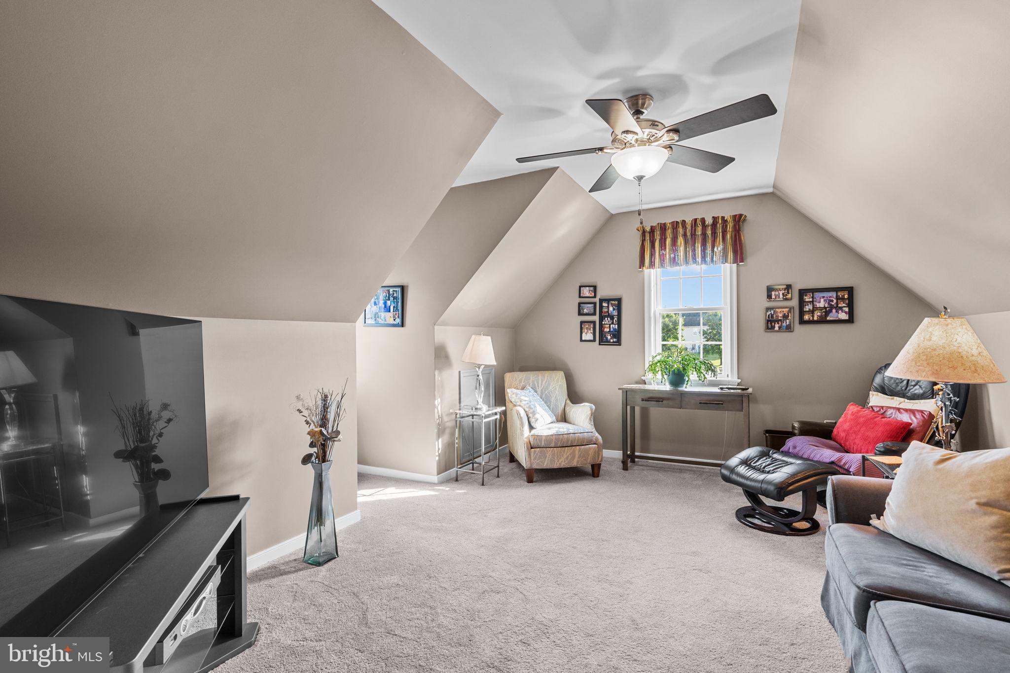 53 S VILLAGE CIRCLE