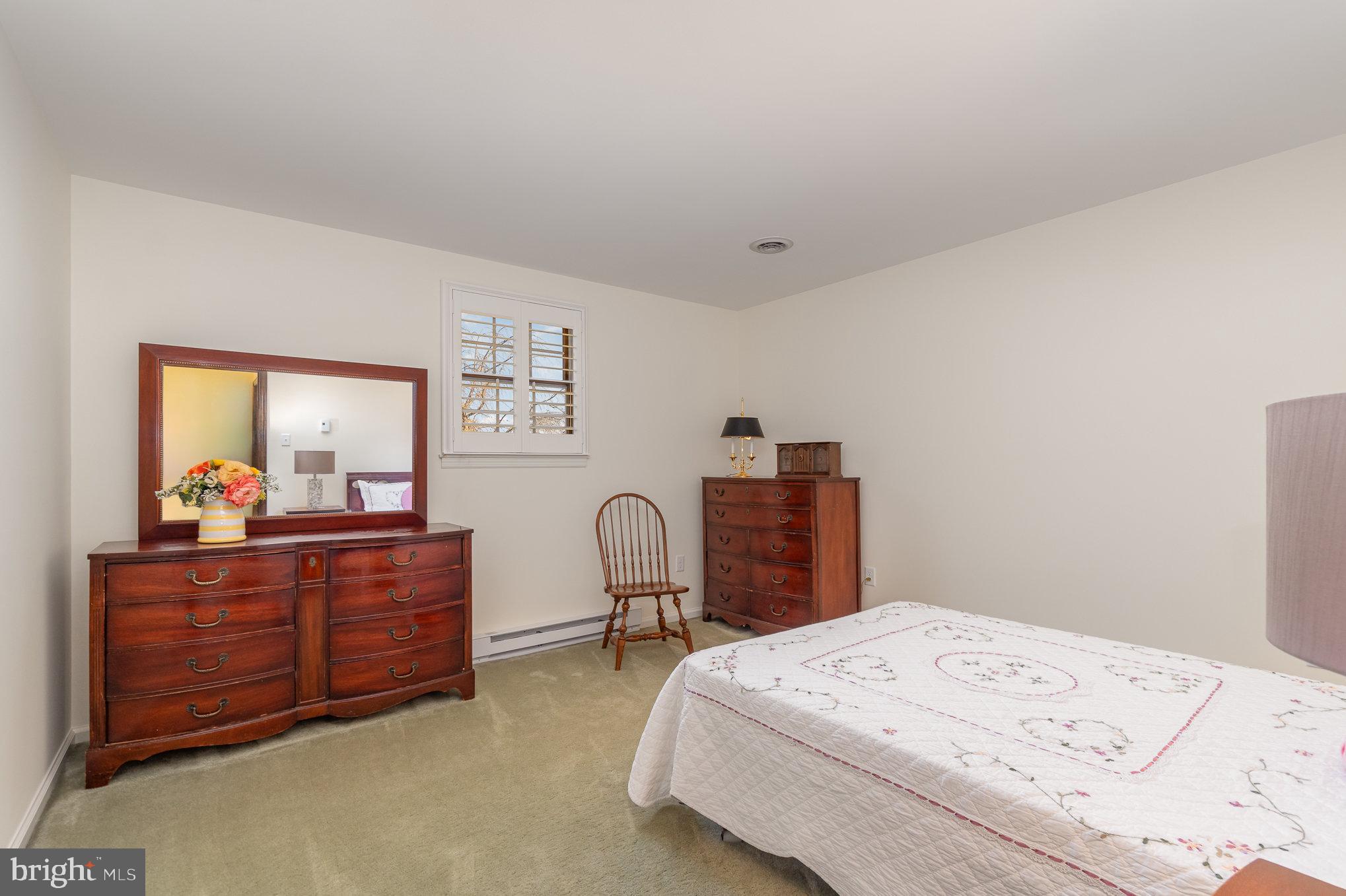 36 Carriage ROAD