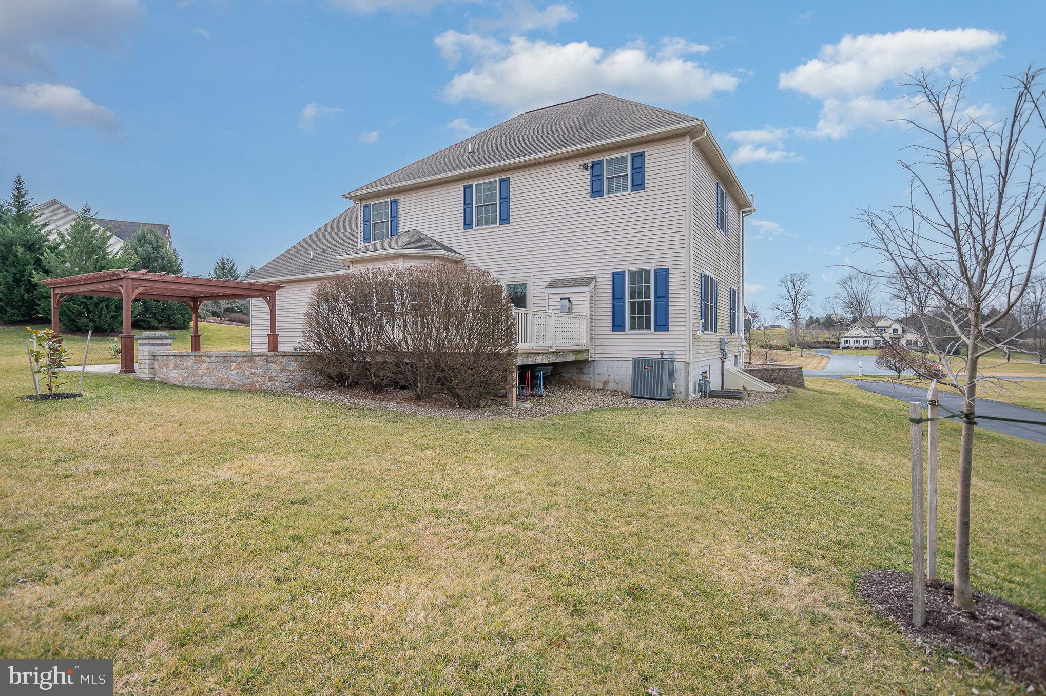916 Cross Creek Court